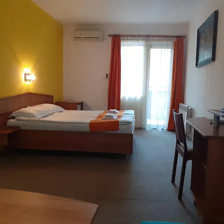 Les 3* Razgrad