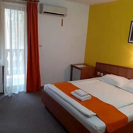 Les Ośrodek wypoczynkowy 3*